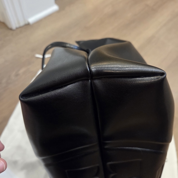 ELLA NATUURA™ DRAWSTRING TOTE - Picture 4 of 9